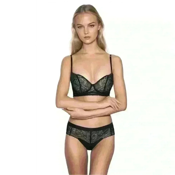 Balconette Push Up Bra Tauri by Less  Is Amor - Picture 2 of 7